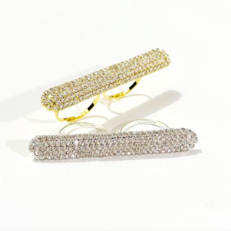 Men Accessories In Dubai - New Fashion Lady Long Bar Ring