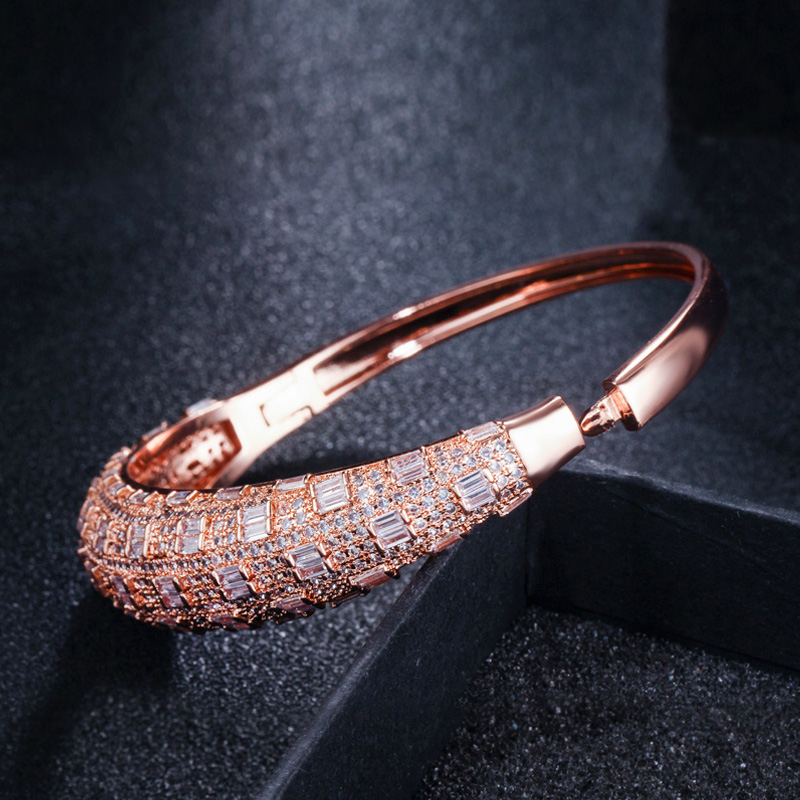 Pera Luxury Dubai Gold Color S - Men Accessories In Dubai review and price